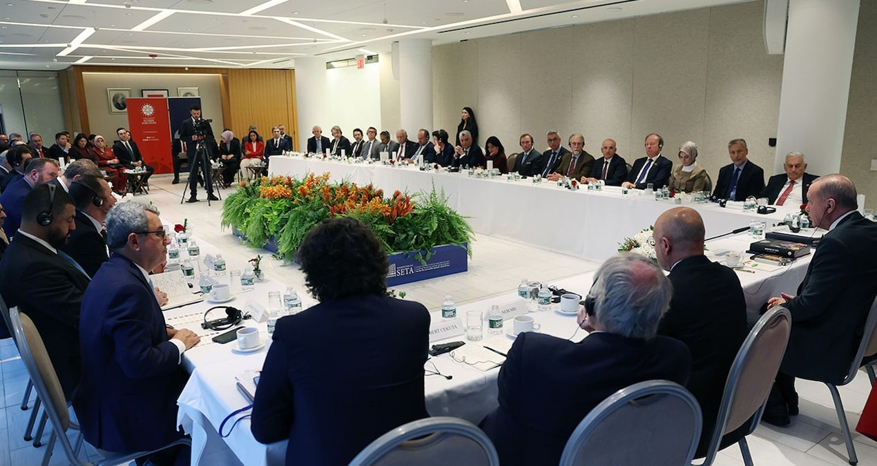 Erzurum’un başkanından 9 bakana herkes ABD’de