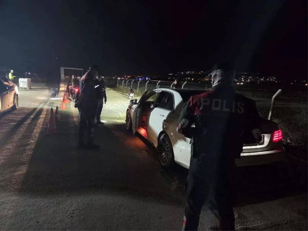 Adıyaman’da Konteyner Kentlerde Asayiş Uygulaması