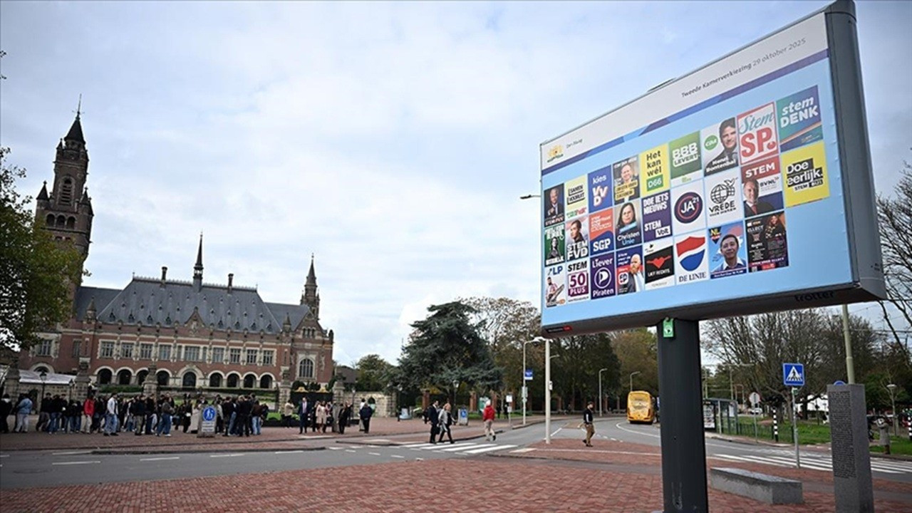 Hollanda genel seçimlerinde oy verme işlemi başladı