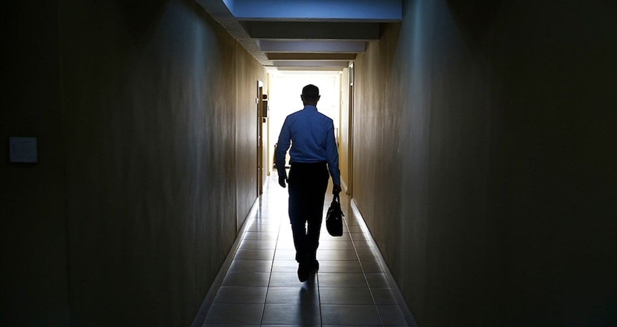 Bankacılık devi 10 bin kişinin işine son verecek!