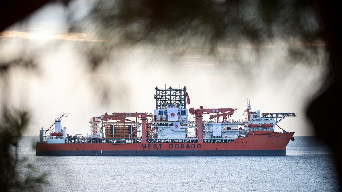 Enerji filosu genişliyor: Türkiye’nin 6. derin sondaj gemisi Mersin’de