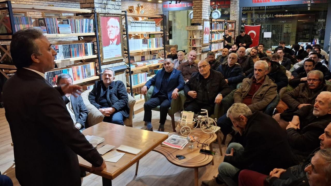 Mahmut Bıyıklı, Türkiye Dil ve Edebiyat Derneği’nin Konuğu Oldu