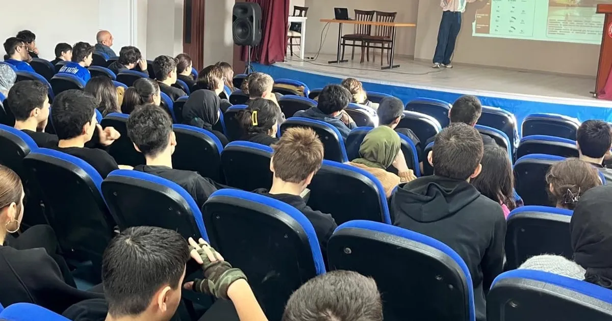 Sakarya’dan bin 400 lise öğrencisine ‘sıfır atık’ eğitimi