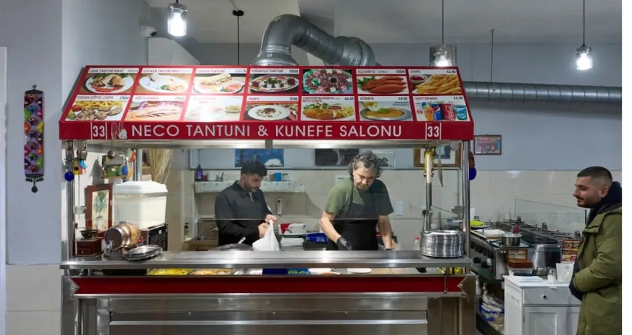 Türk Neco, Londra’da dünya devlerine diz çöktürdü