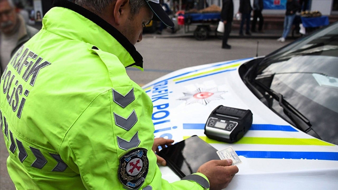 Meclis’te kabul edildi: İşte 10 soruda yeni trafik cezaları