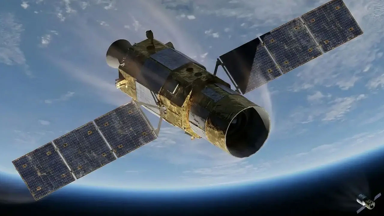 NASA’dan acil hamle: Swift’in Dünya’ya düşüş riski büyüdü