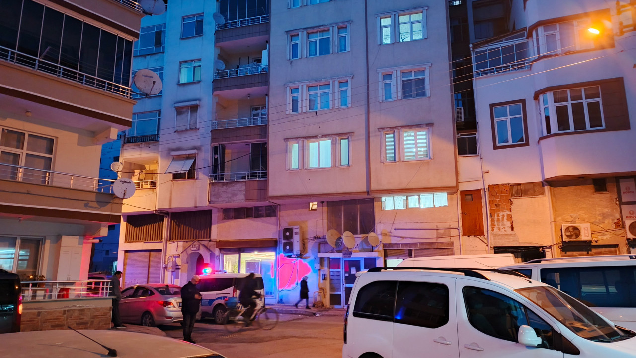 Duş Alırken Düşen Adam Evinde Hayatını Kaybetti